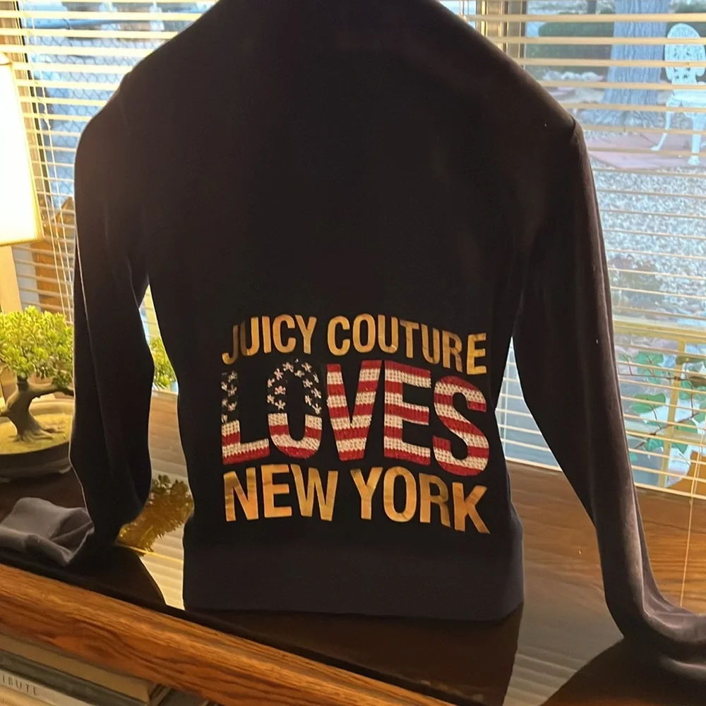 π©·ππ©·ππ©·ππ©·Juicy Couture Black Graphic JACKET!!!! STILL IN GREAT CONDITION π©·ππ©·π - Picture 3 of 6